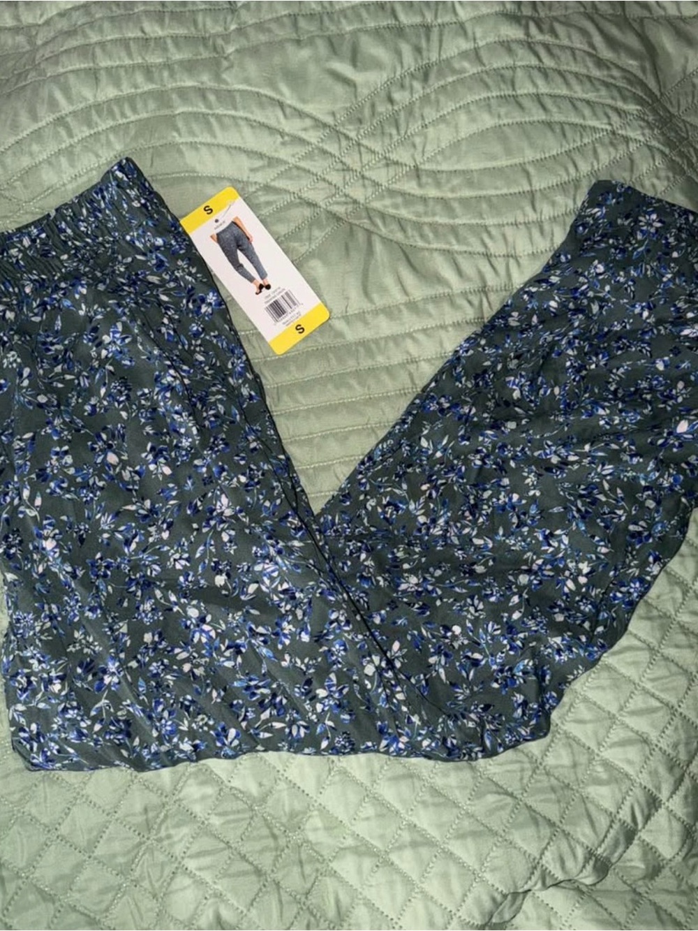 Jessica Simpson Cadie Floral Print Pull-On Pants in Green & Blue